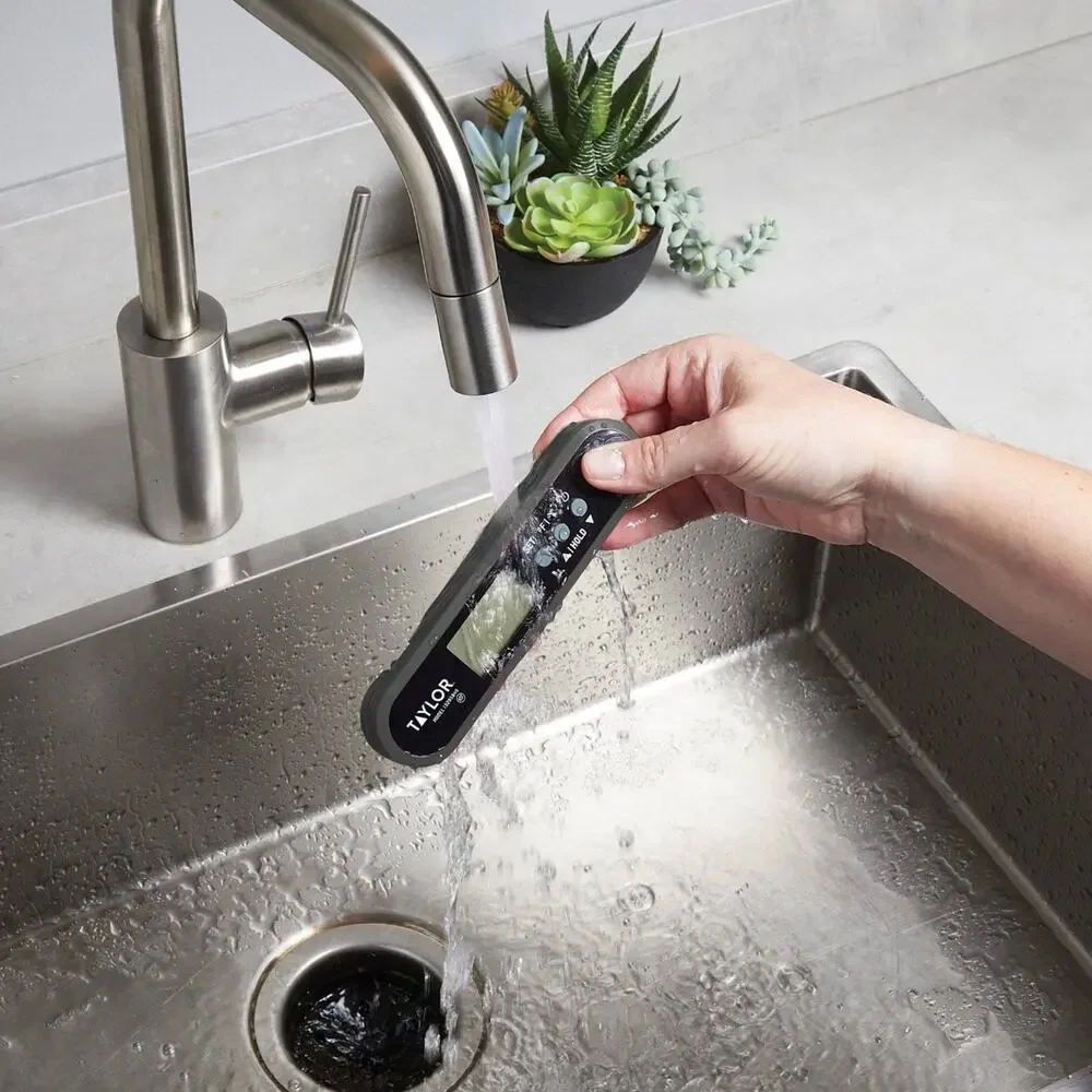 Taylor 2 piece Digital Thermometer Set